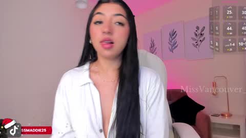 Snapshot of missvancouver_ chatting on December 2024 12:23:01 AM Mafe Jimenez online show from December 2024 12:23:01 AM