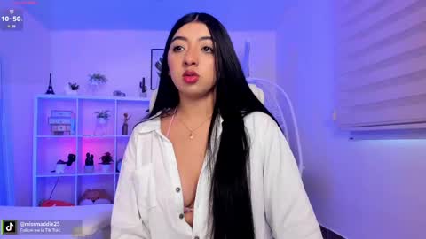 Snapshot of missvancouver_ chatting on October 2025 01:08:01 PM Mafe Jimenez online show from October 2025 01:08:01 PM