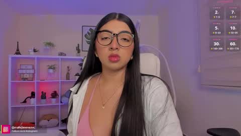 Snapshot of missvancouver_ chatting on November 2025 01:22:02 PM Mafe Jimenez online show from November 2025 01:22:02 PM