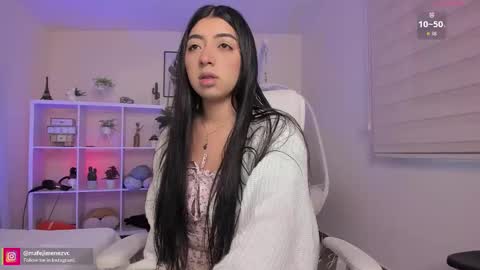Snapshot of missvancouver_ chatting on November 2025 01:12:02 PM Mafe Jimenez online show from November 2025 01:12:02 PM