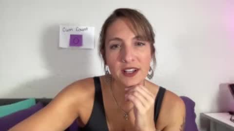 Snapshot of missveronicajaymes chatting on July 2026 01:27:01 AM Miss Veronica Jaymes online show from July 2026 01:27:01 AM