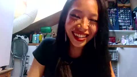 Miss Versatile online show from May 2026 06:15:02 PM