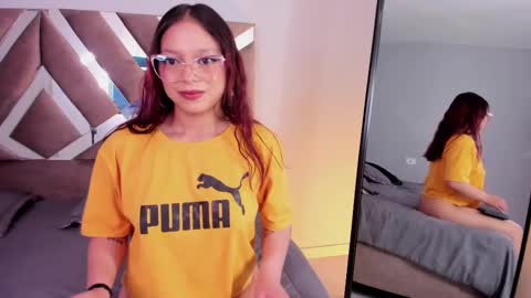 Snapshot of missy_davis chatting on February 2025 08:58:02 PM Miss online show from February 2025 08:58:02 PM