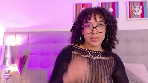 Missy Gainer online show from September 2025 04:18:02 AM