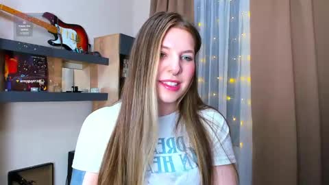 Anya online show from April 2026 07:04:02 PM