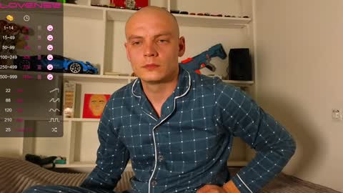 MIsterjames  online show from December 2024 04:23:01 PM