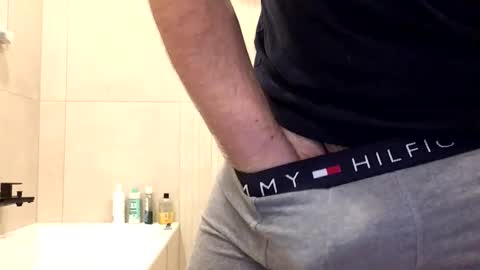 misterxy567 online show from March 2026 06:35:02 PM