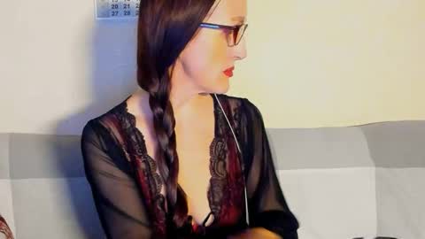 Victoria Eden online show from March 2026 07:18:02 PM