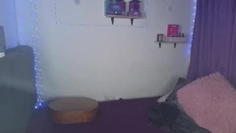       online show from September 2025 06:49:01 AM