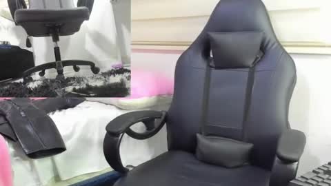 mistress_findom online show from September 2025 06:19:02 PM