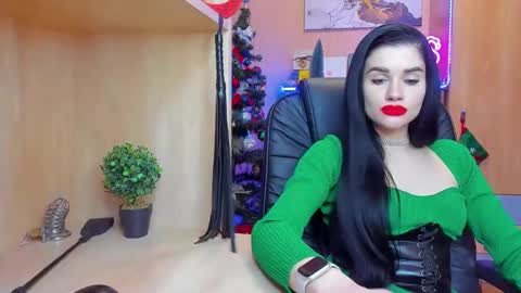 Mistress Kristi online show from December 2024 07:23:01 PM
