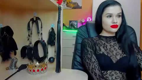 Snapshot of mistress_kristi chatting on February 2026 08:07:02 PM Mistress Kristi online show from February 2026 08:07:02 PM