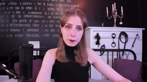Snapshot of mistress_marlene chatting on January 2025 01:33:02 PM Mistress Marlene online show from January 2025 01:33:02 PM