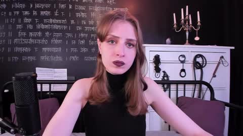 Snapshot of mistress_marlene chatting on January 2025 11:39:01 AM Mistress Marlene online show from January 2025 11:39:01 AM