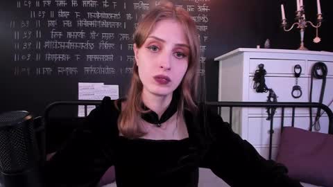 Snapshot of mistress_marlene chatting on February 2025 05:09:01 PM Mistress Marlene online show from February 2025 05:09:01 PM