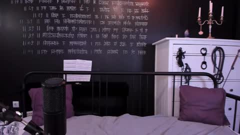 Snapshot of mistress_marlene chatting on March 2025 04:32:02 PM Mistress Marlene online show from March 2025 04:32:02 PM