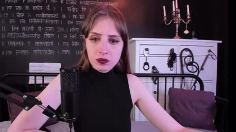 Snapshot of mistress_marlene chatting on November 2025 06:57:02 AM Mistress Marlene online show from November 2025 06:57:02 AM