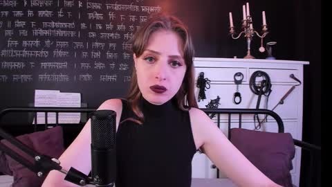 Snapshot of mistress_marlene chatting on November 2025 06:24:01 AM Mistress Marlene online show from November 2025 06:24:01 AM