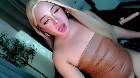 mistress_marta69 online show from November 2025 12:04:01 PM