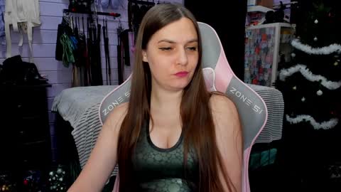 Dirty Priest and Ivi online show from January 2025 04:36:01 PM