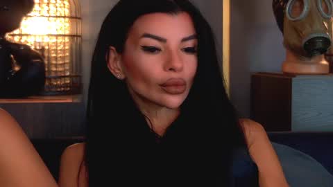 Snapshot of mistresselenia chatting on July 2026 09:07:02 AM Elenia online show from July 2026 09:07:02 AM