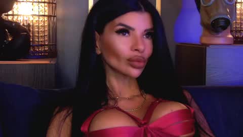 Snapshot of mistresselenia chatting on July 2026 10:35:02 AM Elenia online show from July 2026 10:35:02 AM