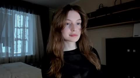 Snapshot of mistresselizy chatting on December 2024 12:05:02 PM mistresselizy online show from December 2024 12:05:02 PM