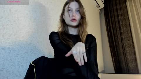 Snapshot of mistresselizy chatting on January 2025 05:29:01 PM mistresselizy online show from January 2025 05:29:01 PM