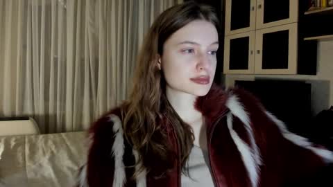 Snapshot of mistresselizy chatting on January 2025 07:35:01 PM mistresselizy online show from January 2025 07:35:01 PM