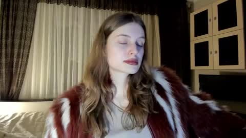 Snapshot of mistresselizy chatting on January 2025 04:33:01 PM mistresselizy online show from January 2025 04:33:01 PM