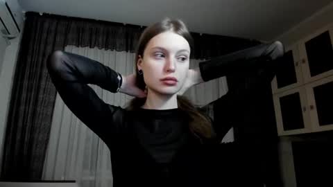 Snapshot of mistresselizy chatting on January 2025 07:41:02 PM mistresselizy online show from January 2025 07:41:02 PM
