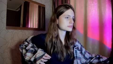 Snapshot of mistresselizy chatting on March 2025 09:17:01 PM mistresselizy online show from March 2025 09:17:01 PM