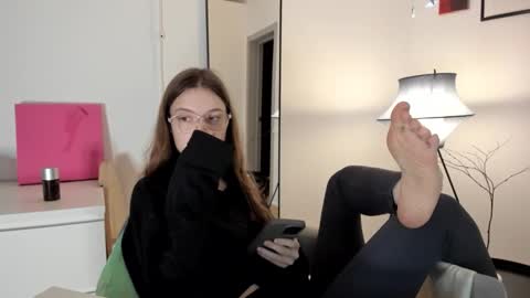 Snapshot of mistresselizy chatting on November 2025 12:04:02 PM mistresselizy online show from November 2025 12:04:02 PM