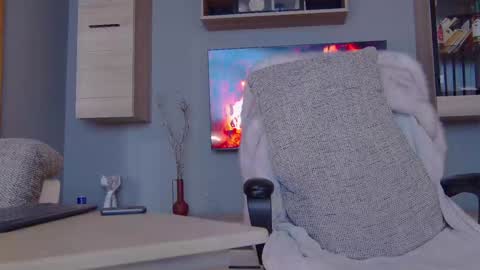 MitressEllie--Your Bratty Miss online show from January 2025 02:15:01 PM