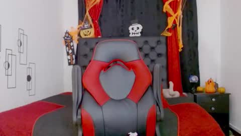 Mistresslombana online show from October 2025 05:59:01 AM