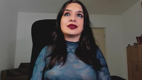 Snapshot of mistressmichelle5 chatting on September 2025 09:14:02 PM YourGoddessM online show from September 2025 09:14:02 PM