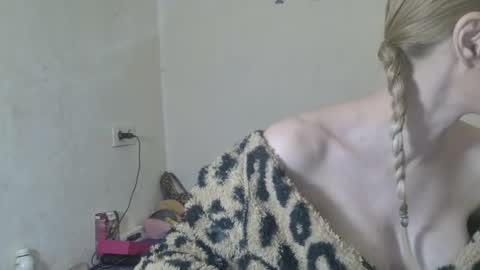 mistressmilly32 online show from February 2026 08:51:01 AM