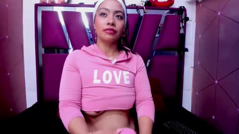 Snapshot of misty_bound chatting on November 2025 03:53:02 AM Misty Bound online show from November 2025 03:53:02 AM