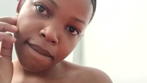 misty_shee online show from December 2025 05:45:02 AM