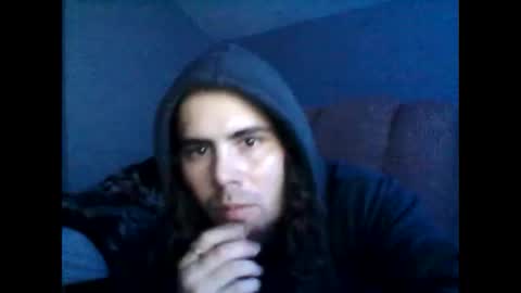 wassi2kezzy online show from December 2025 05:01:02 AM