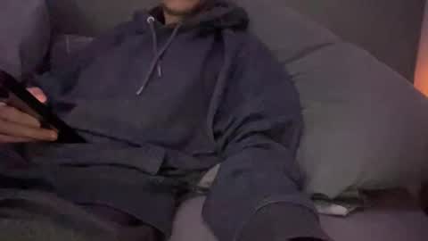 Snapshot of mitchellw7752 chatting on October 2025 09:06:02 AM mitchellw7752 online show from October 2025 09:06:02 AM