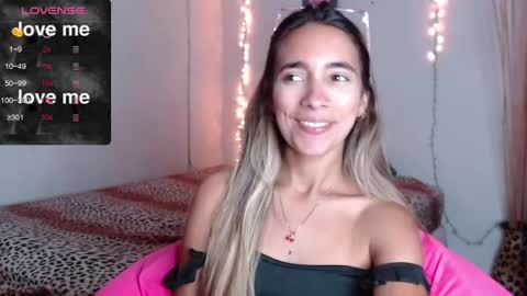 mitchwilson1 online show from September 2025 10:04:02 PM