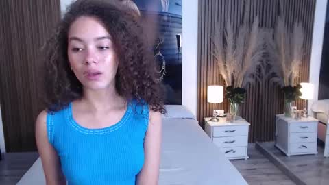 Mtica Brennet online show from September 2025 03:21:02 AM