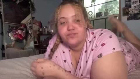 mixxedgoodness222 online show from January 2026 06:31:01 PM