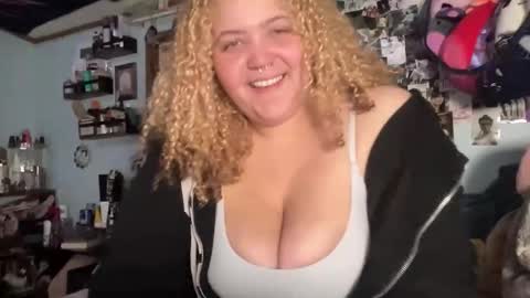 mixxedgoodness222 online show from February 2026 03:34:02 AM