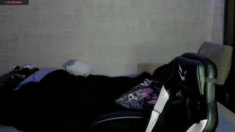 Miya online show from December 2024 01:19:01 AM