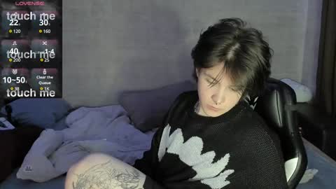Miya online show from December 2024 09:27:01 PM