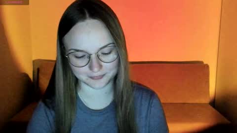 Miya online show from November 2025 04:07:02 PM