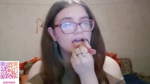 Milana online show from December 2025 04:07:01 AM