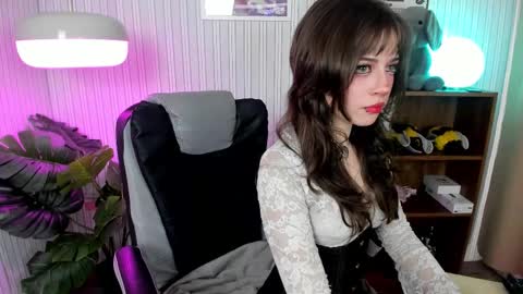 Snapshot of miyuki_wolf chatting on October 2025 08:54:02 PM miyuki_wolf online show from October 2025 08:54:02 PM